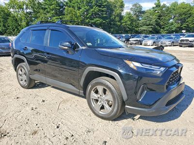 Czwarte zdjęcie samochodu z boku: 2024 TOYOTA RAV4 XLE VIN:2T3P1RFV1RC467084 - miniatura