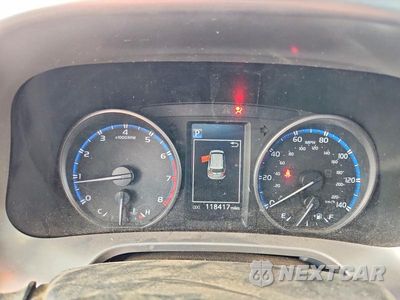 Zdjęcie 9 z 13 samochodu: 2018 TOYOTA RAV4 LE VIN:JTMZFREV5JJ752755 - miniatura