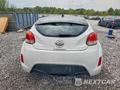 Zdjęcie 6 z 12 samochodu: 2015 HYUNDAI VELOSTER BASE VIN:KMHTC6AD5FU243826 - miniatura