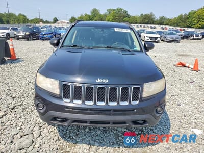 Piąte zdjęcie samochodu w środku: 2012 JEEP COMPASS LIMITED VIN:1C4NJDCB3CD578811 - miniatura