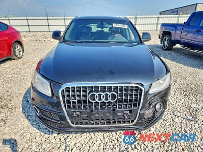Piąte zdjęcie samochodu w środku: 2014 AUDI Q5 PREMIUM PLUS VIN:WA1DGAFP9EA057042 - miniatura