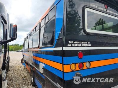 Trzecie zdjęcie samochodu z tyłu: 2021 FREIGHTLINER S2 106 CHASSIS TRANSIT BUS VIN:4UZADRFD7MCMN1269 - miniatura