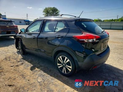 Drugie zdjęcie samochodu z przodu: 2019 NISSAN KICKS SV VIN:3N1CP5CU6KL564510 - miniatura
