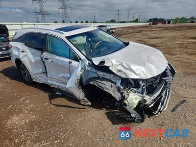 Czwarte zdjęcie samochodu z boku: 2018 LEXUS RX 350 L VIN:JTJDZKCA9J2007216 - miniatura