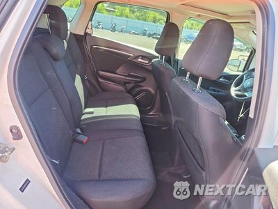 Zdjęcie 10 z 12 samochodu: 2015 HONDA FIT EX VIN:3HGGK5H86FM776222 - miniatura