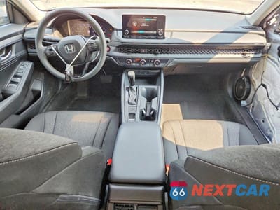 Zdjęcie 8 z 12 samochodu: 2025 HONDA ACCORD LX VIN:1HGCY1F20SA025791 - miniatura