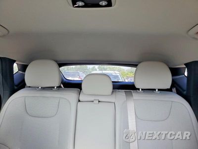 Zdjęcie 10 z 13 samochodu: 2023 KIA EV6 WIND VIN:KNDC3DLC8P5156608 - miniatura