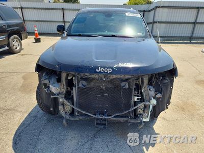 Piąte zdjęcie samochodu w środku: 2017 JEEP GRAND CHEROKEE LAREDO VIN:1C4RJEAG1HC717353 - miniatura