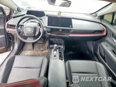 Zdjęcie 8 z 12 samochodu: 2024 TOYOTA PRIUS PRIME XSE PREMIUM VIN:JTDACACU8R3013171 - miniatura
