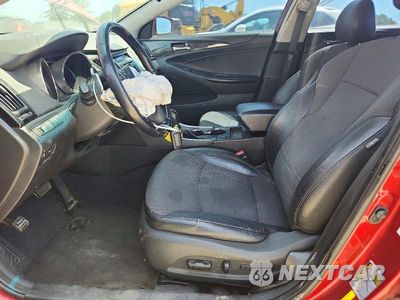 Zdjęcie 7 z 12 samochodu: 2014 HYUNDAI SONATA SE 2.0T VIN:5NPEC4AB9EH901026 - miniatura