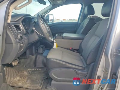 Zdjęcie 7 z 12 samochodu: 2017 NISSAN TITAN XD S VIN:1N6BA1F32HN520211 - miniatura