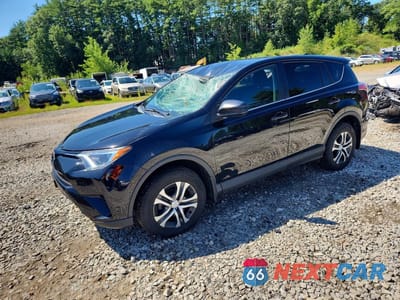 2018 TOYOTA RAV4 LE 2T3BFREV2JW820433 - główne zdjęcie licytacji z USA - miniatura