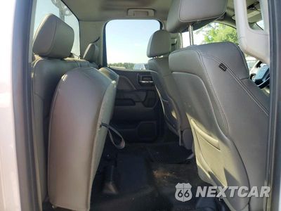 Zdjęcie 10 z 12 samochodu: 2015 CHEVROLET SILVERADO C2500 HEAVY DUTY VIN:1GB2CUEG0FZ512007 - miniatura