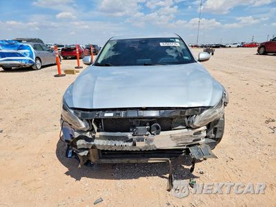 Piąte zdjęcie samochodu w środku: 2021 NISSAN ALTIMA SV VIN:1N4BL4DV5MN313802 - miniatura