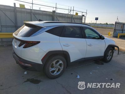 Trzecie zdjęcie samochodu z tyłu: 2022 HYUNDAI TUCSON SEL VIN:5NMJB3AE2NH005833 - miniatura
