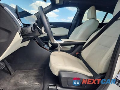 Zdjęcie 7 z 13 samochodu: 2026 BMW X2 XDRIVE28I VIN:WBX63GM03T5466178 - miniatura