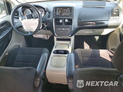 Zdjęcie 8 z 13 samochodu: 2014 DODGE GRAND CARAVAN SXT VIN:2C4RDGCG9ER181951 - miniatura
