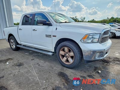 Czwarte zdjęcie samochodu z boku: 2017 RAM 1500 SLT VIN:1C6RR7LTXHS587083 - miniatura