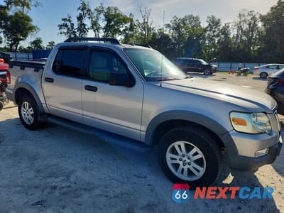 Czwarte zdjęcie samochodu z boku: 2008 FORD EXPLORER SPORT TRAC XLT VIN:1FMEU31E38UB34281 - miniatura