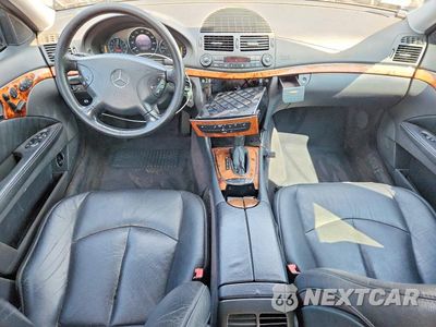 Zdjęcie 8 z 12 samochodu: 2004 MERCEDES-BENZ E 500 4MATIC VIN:WDBUF83J94X118143 - miniatura