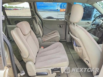 Zdjęcie 11 z 13 samochodu: 2007 DODGE GRAND CARAVAN SXT VIN:2D4GP44L67R148145 - miniatura