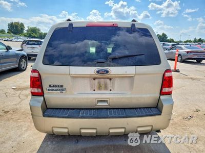 Zdjęcie 6 z 13 samochodu: 2012 FORD ESCAPE XLT VIN:1FMCU0D79CKA13777 - miniatura