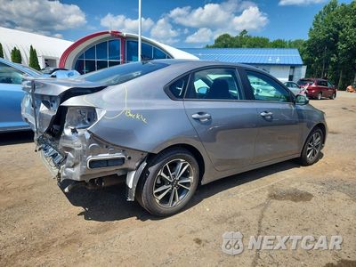 Trzecie zdjęcie samochodu z tyłu: 2024 KIA FORTE LXS VIN:3KPF24ADXRE809992 - miniatura