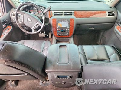 Zdjęcie 8 z 12 samochodu: 2009 CHEVROLET SILVERADO K2500 HEAVY DUTY LTZ VIN:1GCHK63K59F103812 - miniatura