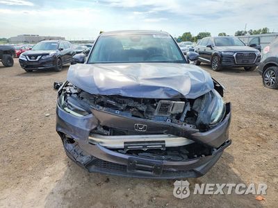 Piąte zdjęcie samochodu w środku: 2024 HONDA HR-V LX VIN:3CZRZ2H33RM702924 - miniatura