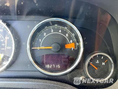 Zdjęcie 9 z 13 samochodu: 2016 JEEP COMPASS LATITUDE VIN:1C4NJDEB8GD639525 - miniatura