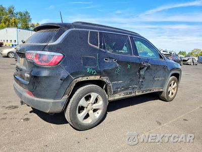 Trzecie zdjęcie samochodu z tyłu: 2017 JEEP COMPASS LATITUDE VIN:3C4NJDBB8HT692984 - miniatura