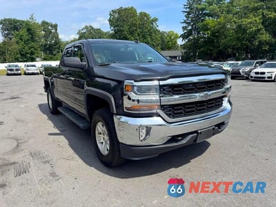 Czwarte zdjęcie samochodu z boku: 2016 CHEVROLET SILVERADO K1500 LT VIN:1GCVKREC1GZ248416 - miniatura