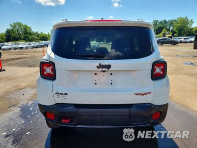 Zdjęcie 6 z 13 samochodu: 2016 JEEP RENEGADE TRAILHAWK VIN:ZACCJBCT8GPD23065 - miniatura
