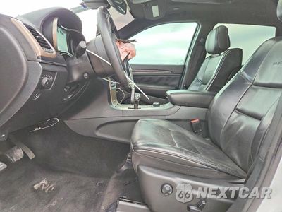Zdjęcie 7 z 13 samochodu: 2015 JEEP GRAND CHEROKEE SUMMIT VIN:1C4RJFJM6FC902586 - miniatura