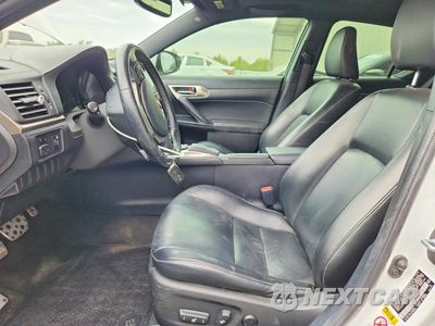 Zdjęcie 7 z 13 samochodu: 2017 LEXUS CT 200 VIN:JTHKD5BH6H2294080 - miniatura