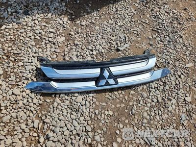 Zdjęcie 13 z 14 samochodu: 2017 MITSUBISHI OUTLANDER SE VIN:JA4AZ3A32HZ058648 - miniatura