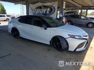 Czwarte zdjęcie samochodu z boku: 2023 TOYOTA CAMRY XSE VIN:4T1K61AKXPU157580 - miniatura