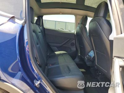 Zdjęcie 11 z 13 samochodu: 2022 TESLA MODEL Y VIN:7SAYGDEF7NF407487 - miniatura