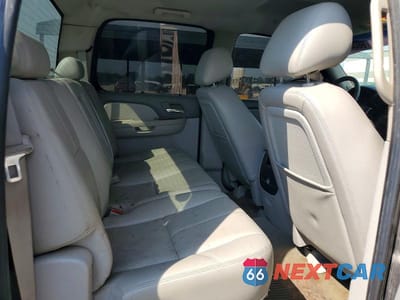 Zdjęcie 10 z 12 samochodu: 2011 CHEVROLET SILVERADO K1500 LTZ VIN:3GCPKTE33BG233043 - miniatura