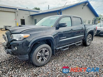 2017 TOYOTA TACOMA TRD SPORT 3TMCZ5AN6HM049710 - główne zdjęcie licytacji z USA - miniatura
