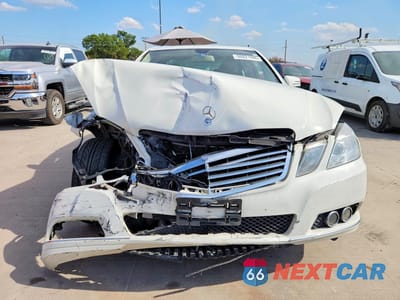 Piąte zdjęcie samochodu w środku: 2011 MERCEDES-BENZ E 350 4MATIC VIN:WDDHF8HB7BA414966 - miniatura