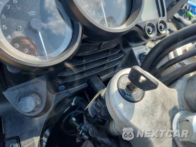 Zdjęcie 8 z 9 samochodu: 2008 YAMAHA FJR1300 A VIN:JYARP15E88A005414 - miniatura