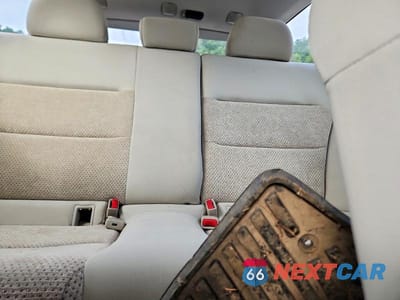 Zdjęcie 10 z 13 samochodu: 2006 SUBARU LEGACY OUTBACK 2.5I VIN:4S4BP61C267330136 - miniatura