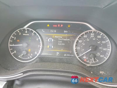 Zdjęcie 9 z 12 samochodu: 2017 NISSAN MAXIMA 3.5 SR VIN:1N4AA6AP9HC438287 - miniatura