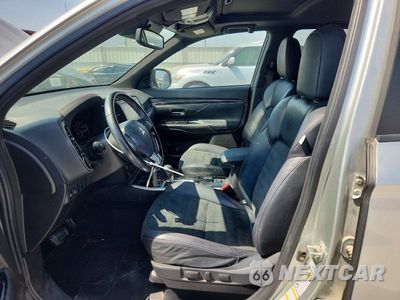 Zdjęcie 7 z 13 samochodu: 2020 MITSUBISHI OUTLANDER SE VIN:JA4AD3A34LZ030342 - miniatura