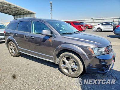 Czwarte zdjęcie samochodu z boku: 2017 DODGE JOURNEY CROSSROAD VIN:3C4PDCGG4HT670821 - miniatura