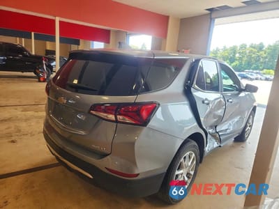 Trzecie zdjęcie samochodu z tyłu: 2023 CHEVROLET EQUINOX LT VIN:3GNAXUEG5PS171673 - miniatura