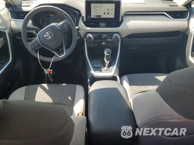 Zdjęcie 8 z 13 samochodu: 2025 TOYOTA RAV4 HYBRID XLE VIN:4T3RWRFV1SU201692 - miniatura