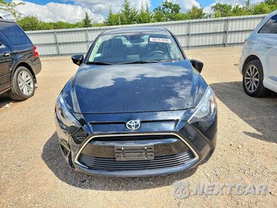 Piąte zdjęcie samochodu w środku: 2017 TOYOTA YARIS IA BASE VIN:3MYDLBYV1HY177924 - miniatura