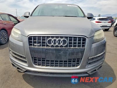 Piąte zdjęcie samochodu w środku: 2015 AUDI Q7 PREMIUM PLUS VIN:WA1LGAFE9FD021409 - miniatura